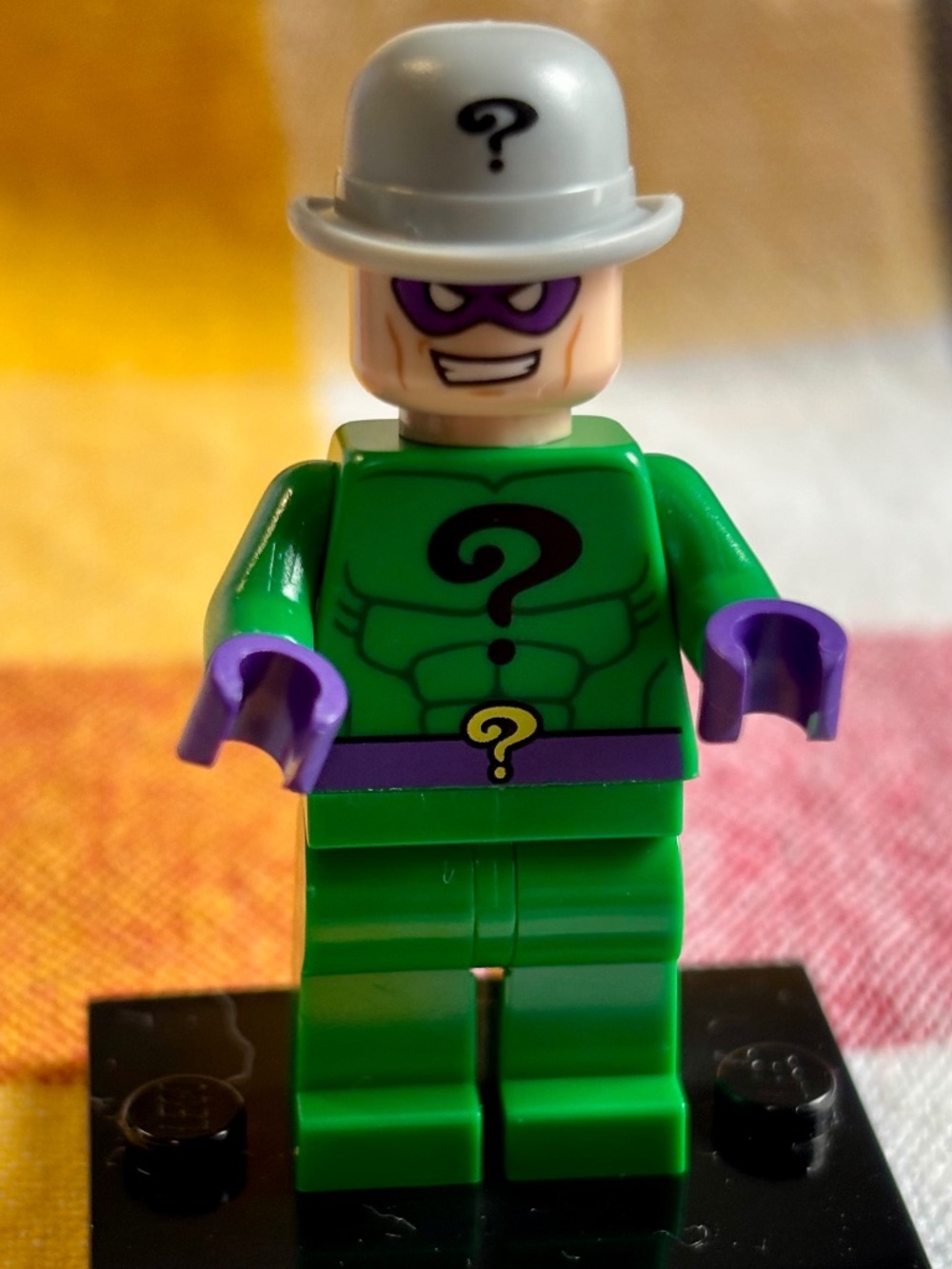 LEGO SUPER HEROES BATMAN II "The Riddler" sh0008 with stand. LIKE NEW!